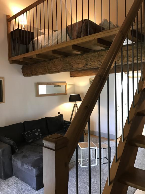 Le Pavillon Du Chateau, Hotel & Spa Revel  Eksteriør billede