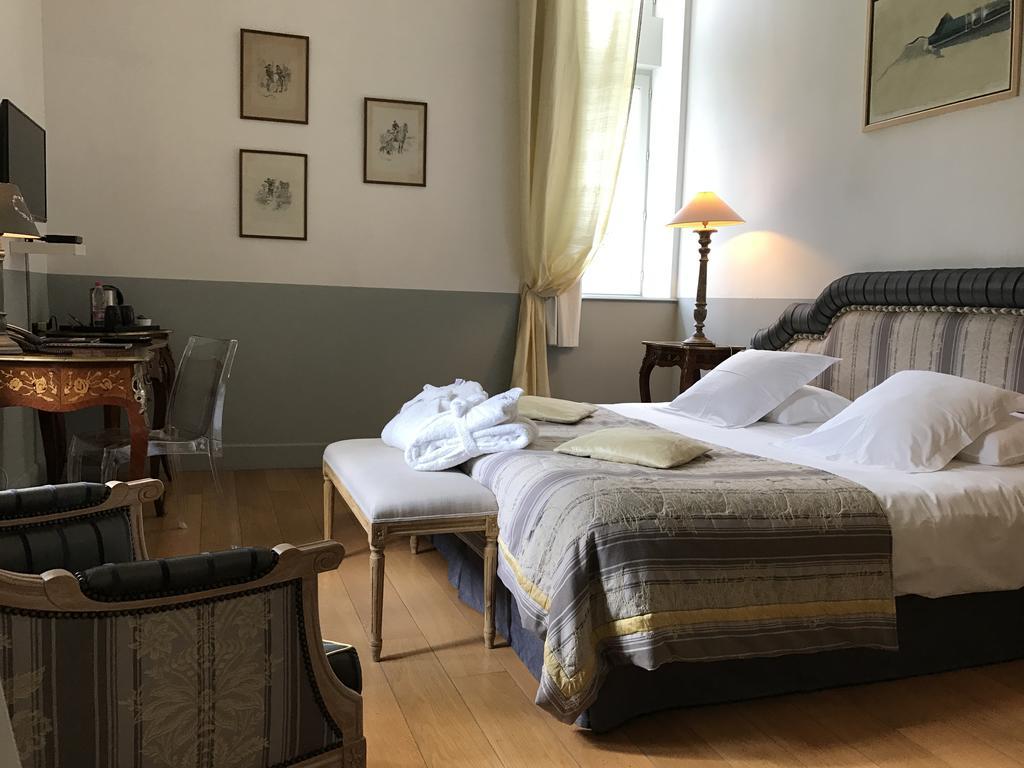 Le Pavillon Du Chateau, Hotel & Spa Revel  Eksteriør billede
