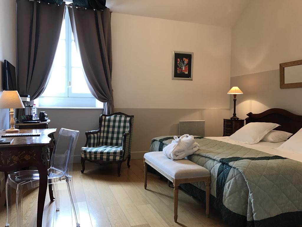 Le Pavillon Du Chateau, Hotel & Spa Revel  Eksteriør billede
