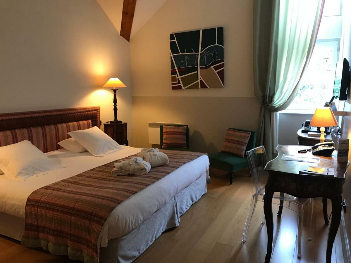 Le Pavillon Du Chateau, Hotel & Spa Revel  Eksteriør billede