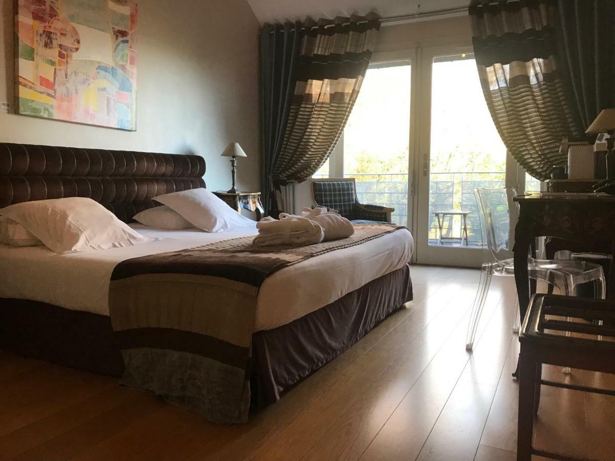 Le Pavillon Du Chateau, Hotel & Spa Revel  Eksteriør billede